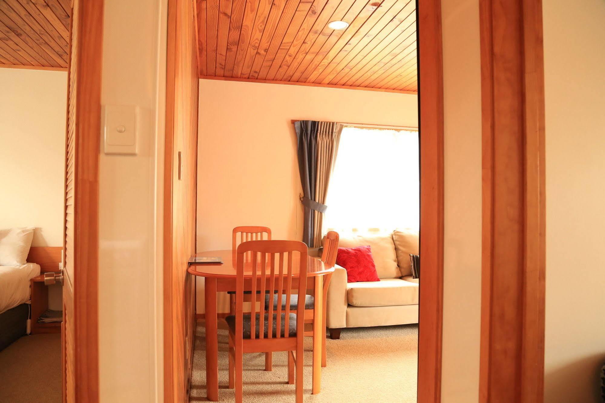 Papakura Motor Lodge & Motel Eksteriør bilde